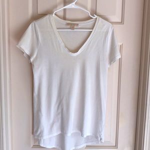 Micheal Kors White T-Shirt - size S